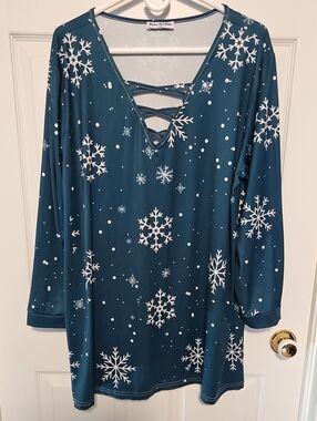 Women's Teal Snowflake Crisscross V-Neck Tunic